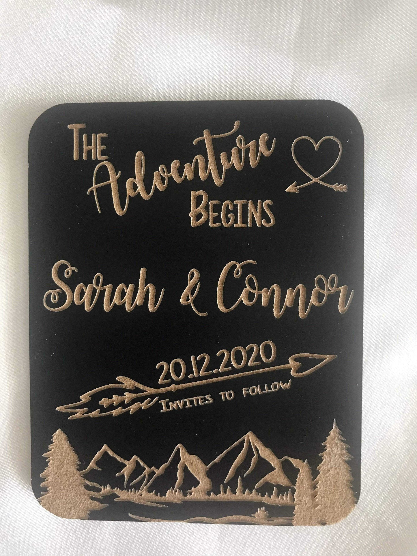 Save the date magnet - The Adventure Begins - Bridal Delights