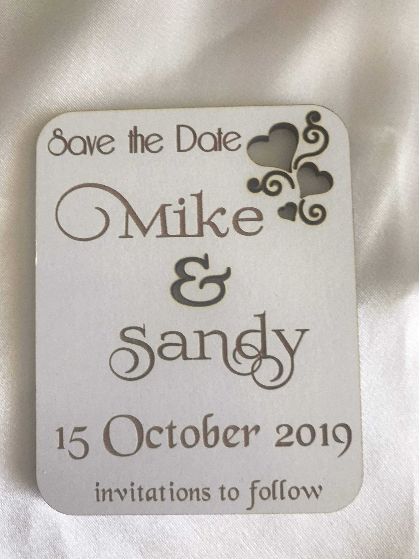 Save the date magnet - Invitations to follow - Bridal Delights