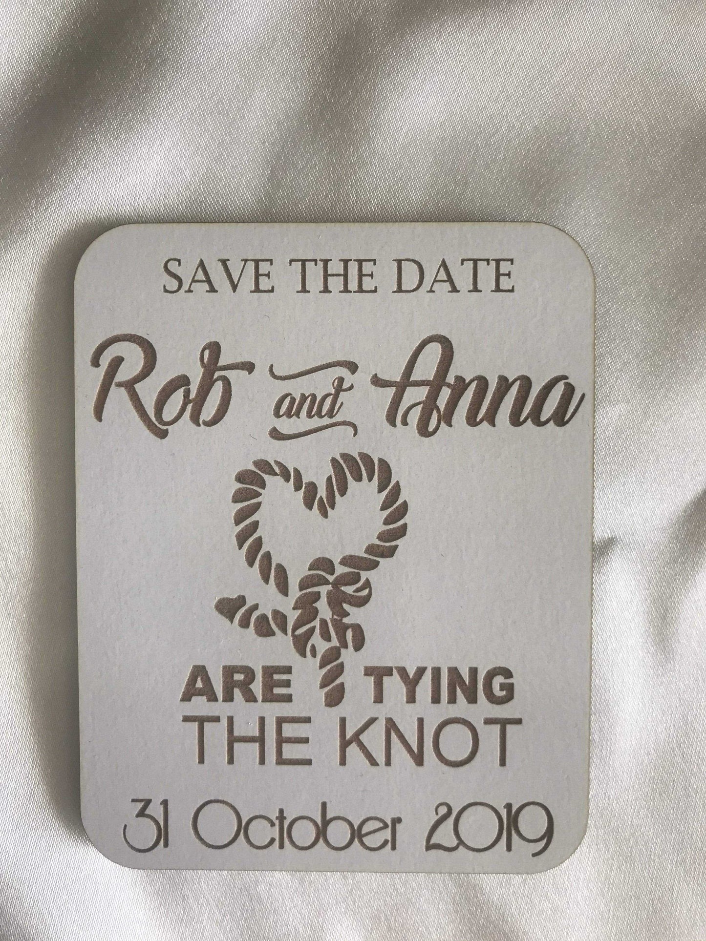 Save the date magnet - Tying the Knot - Bridal Delights