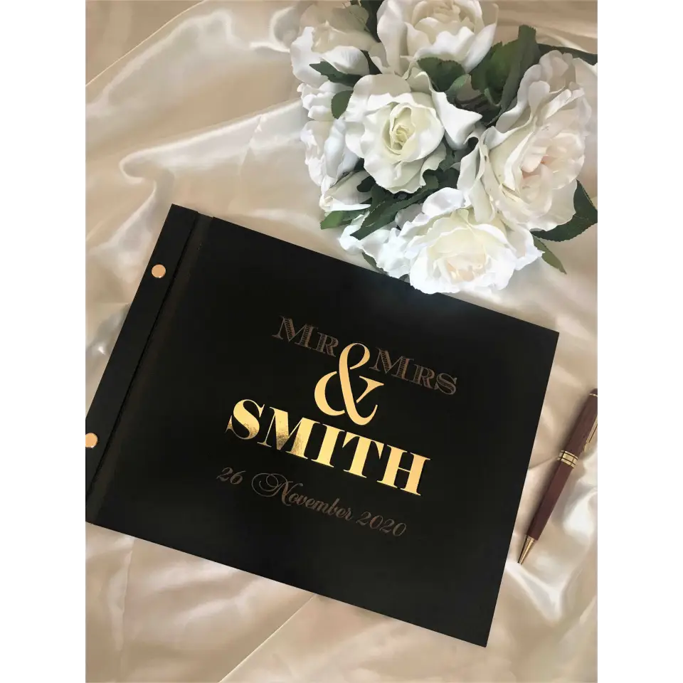 Wedding guest book - 3D Mr & Mrs