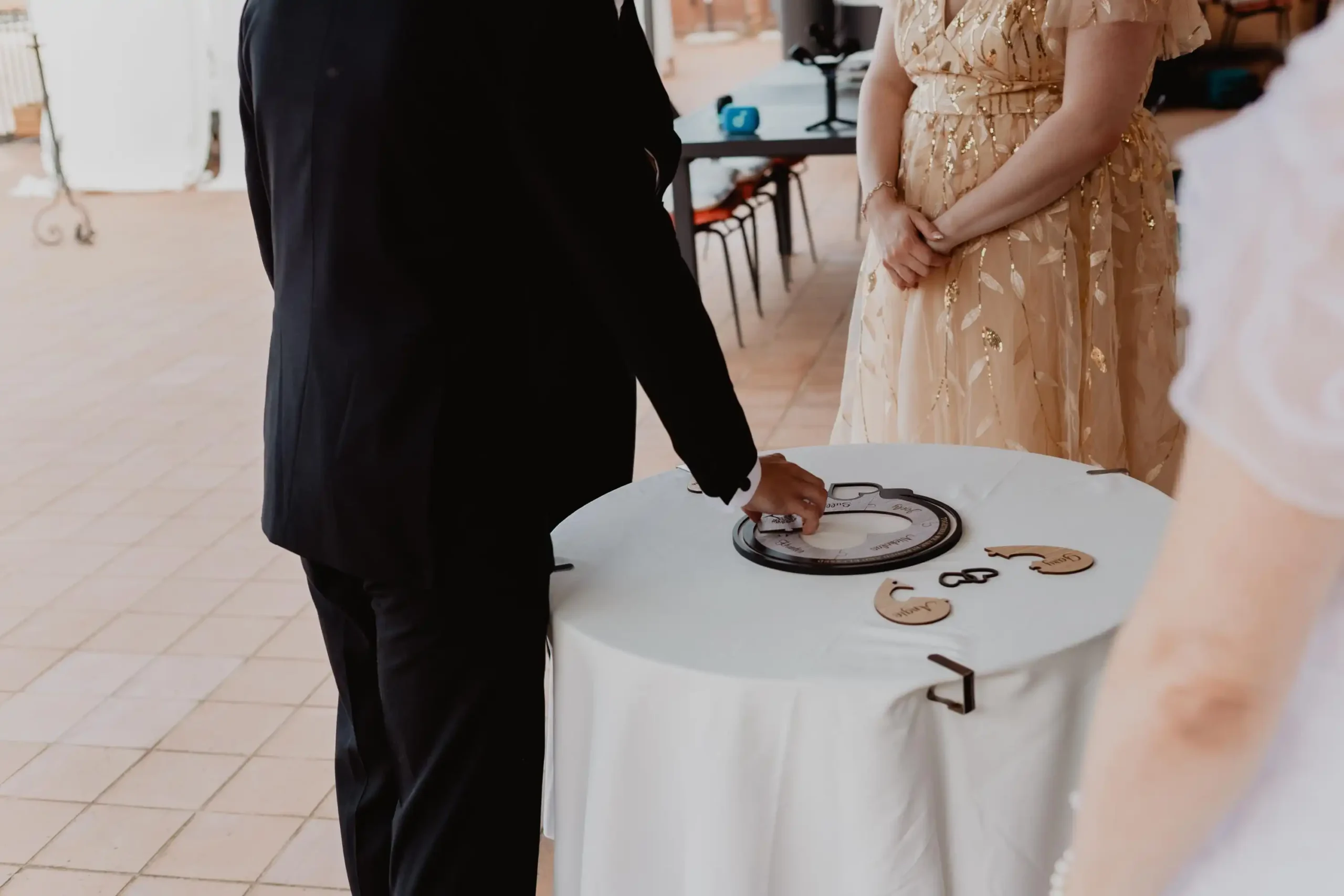The Meaningful Charm of Personalised Wedding Unity Puzzles: A Keepsake for Your Love Story